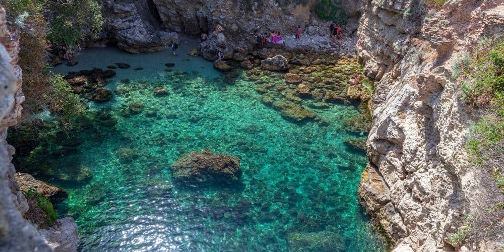 Boat tours of the most famous beaches